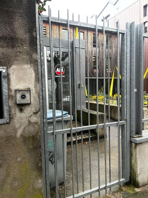 Gite Urbain - Grand Dans La Quartier Des Machines De L'ile Apartment Nantes